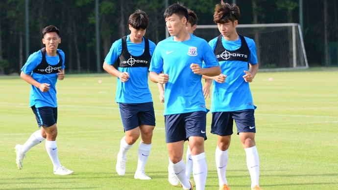  勒沃库森青春风暴崛起，U23小将包办进球  