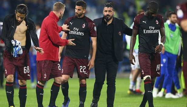  亚特兰大终结罗马连胜，斯卡马卡头槌制胜  